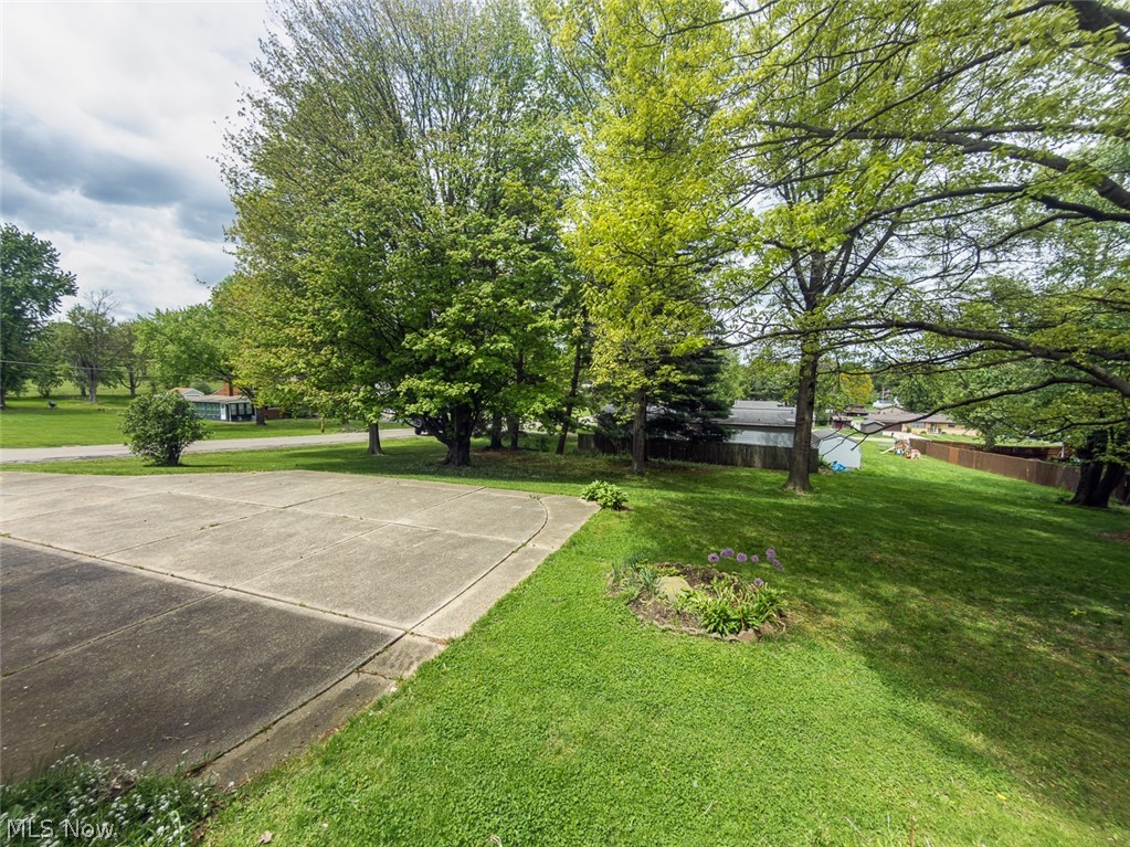 325 Faircrest Street SW Canton OH 44706