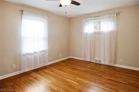 358 Mark Drive Tallmadge OH 44278