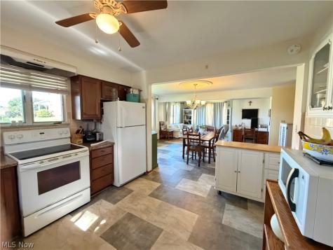 2098 Eve Drive Steubenville OH 43952