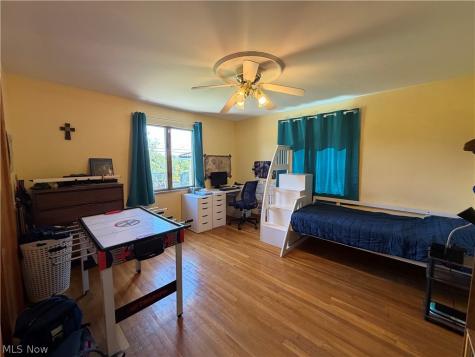 2098 Eve Drive Steubenville OH 43952