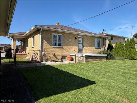 2098 Eve Drive Steubenville OH 43952