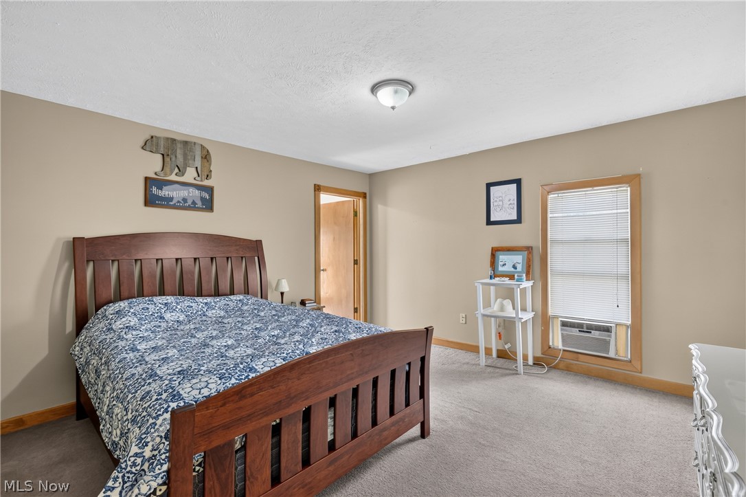 276 E College Street West Farmington OH 44491