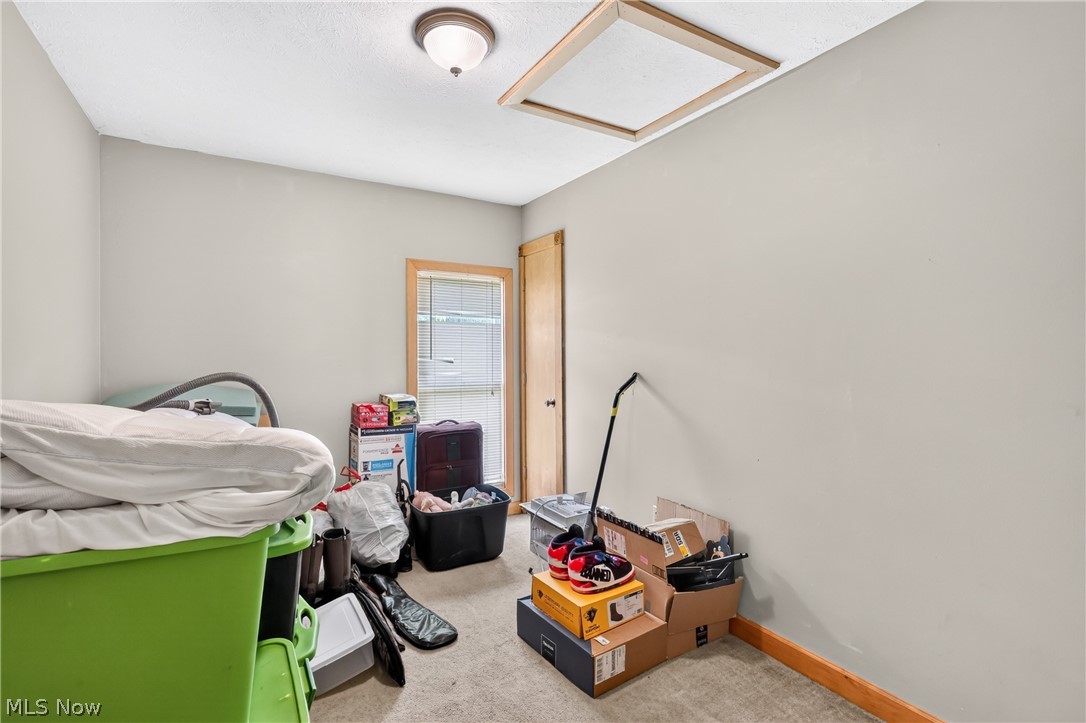 276 E College Street West Farmington OH 44491
