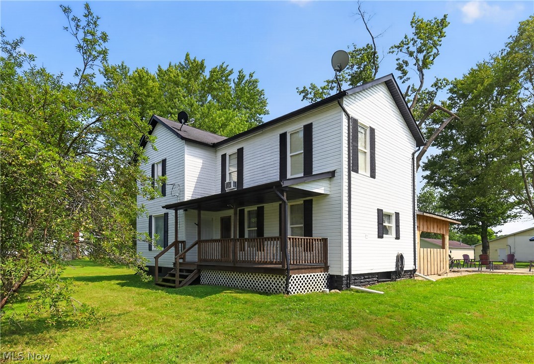 276 E College Street West Farmington OH 44491