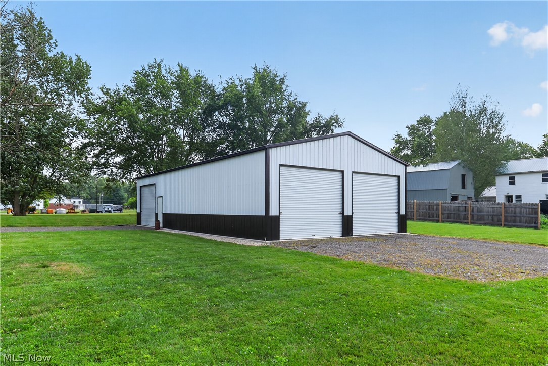 276 E College Street West Farmington OH 44491