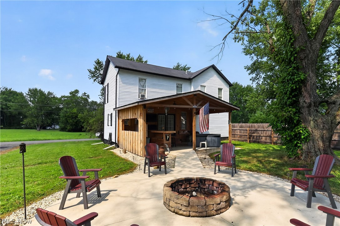 276 E College Street West Farmington OH 44491