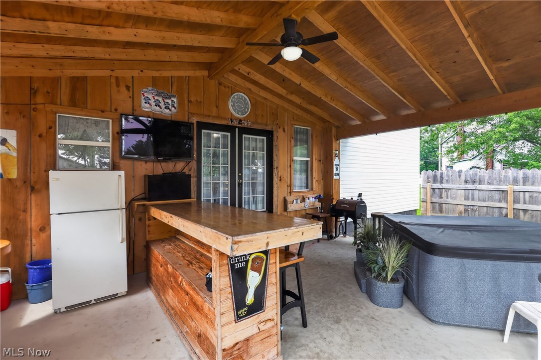 276 E College Street West Farmington OH 44491
