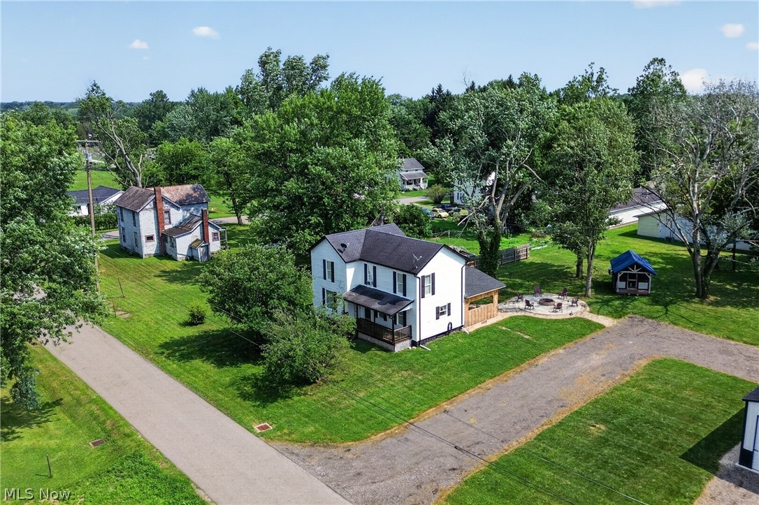 276 E College Street West Farmington OH 44491