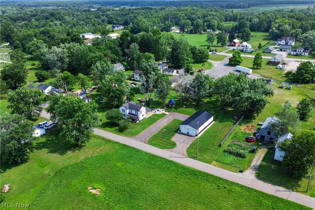 276 E College Street West Farmington OH 44491