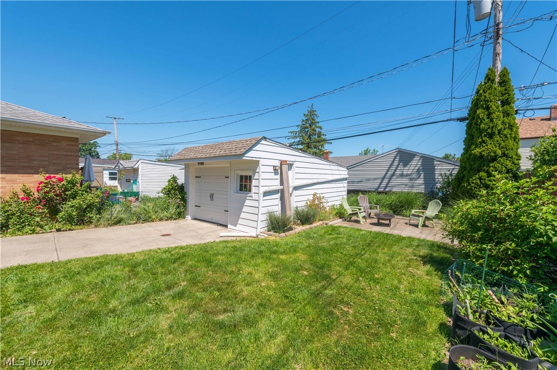 3122 Parklane Drive Parma OH 44134