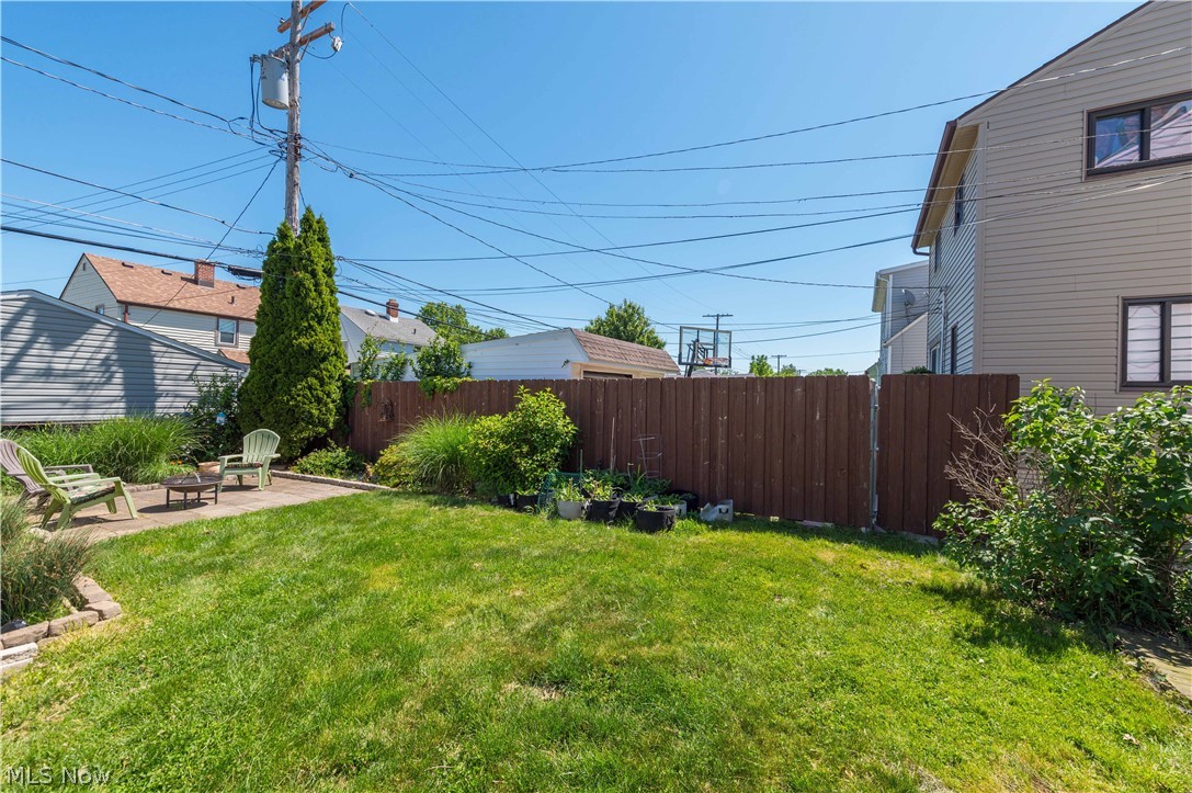 3122 Parklane Drive Parma OH 44134