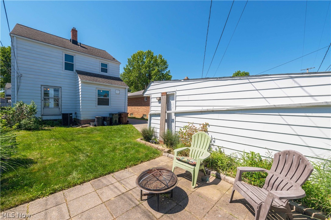 3122 Parklane Drive Parma OH 44134