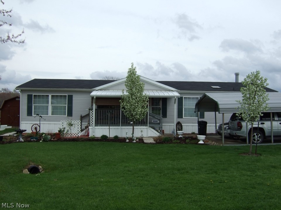 1274 N Park Drive Brookfield OH 44403