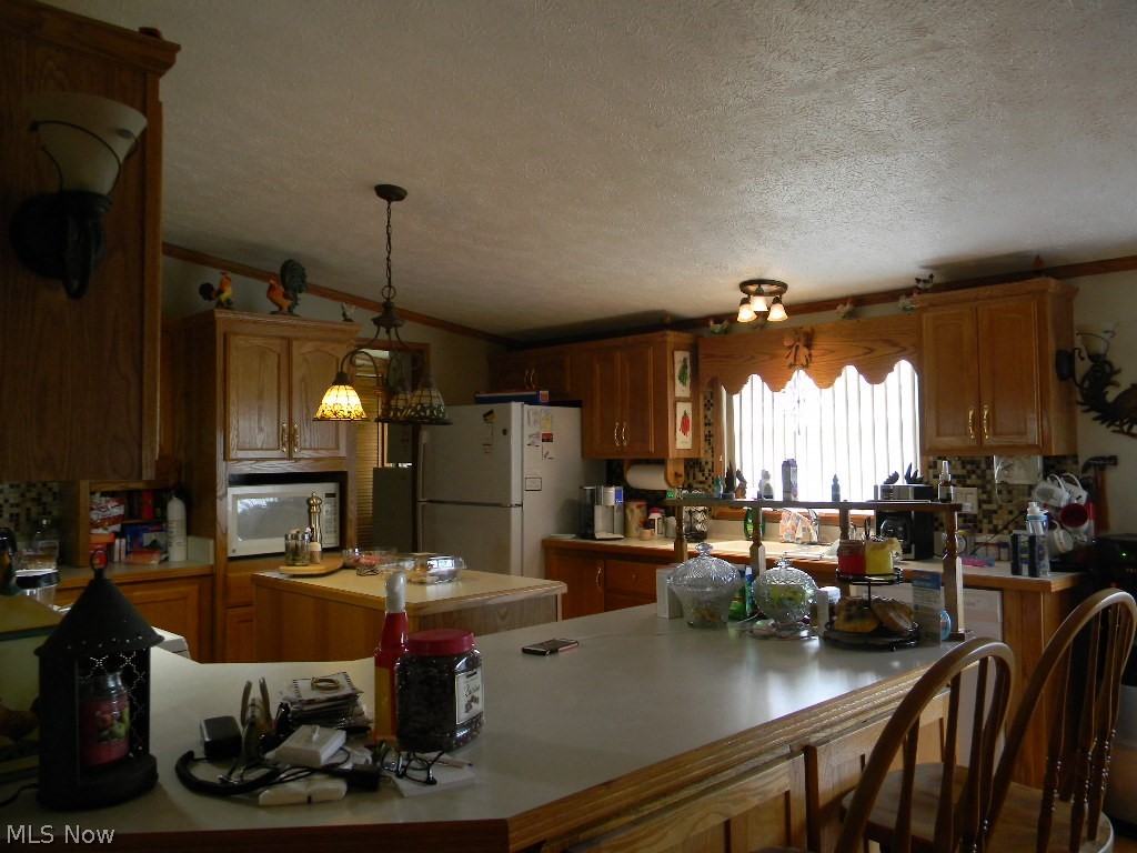 1274 N Park Drive Brookfield OH 44403