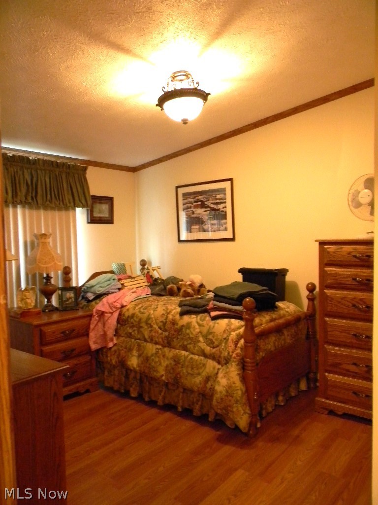 1274 N Park Drive Brookfield OH 44403