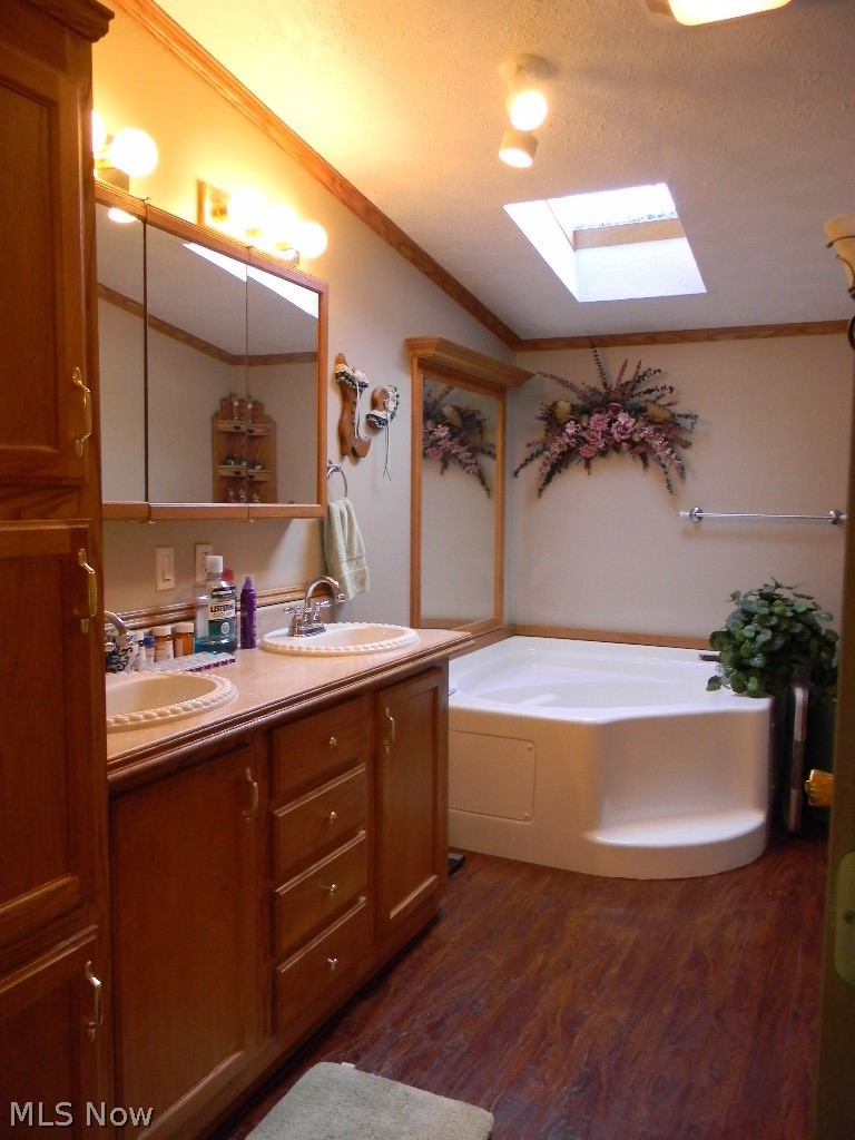 1274 N Park Drive Brookfield OH 44403