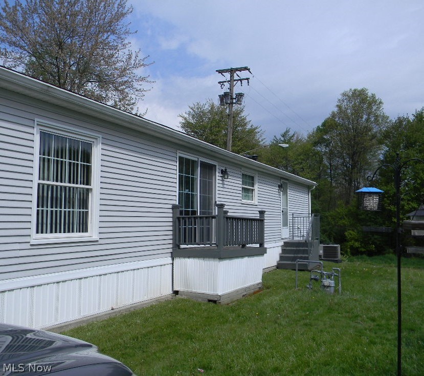 1274 N Park Drive Brookfield OH 44403