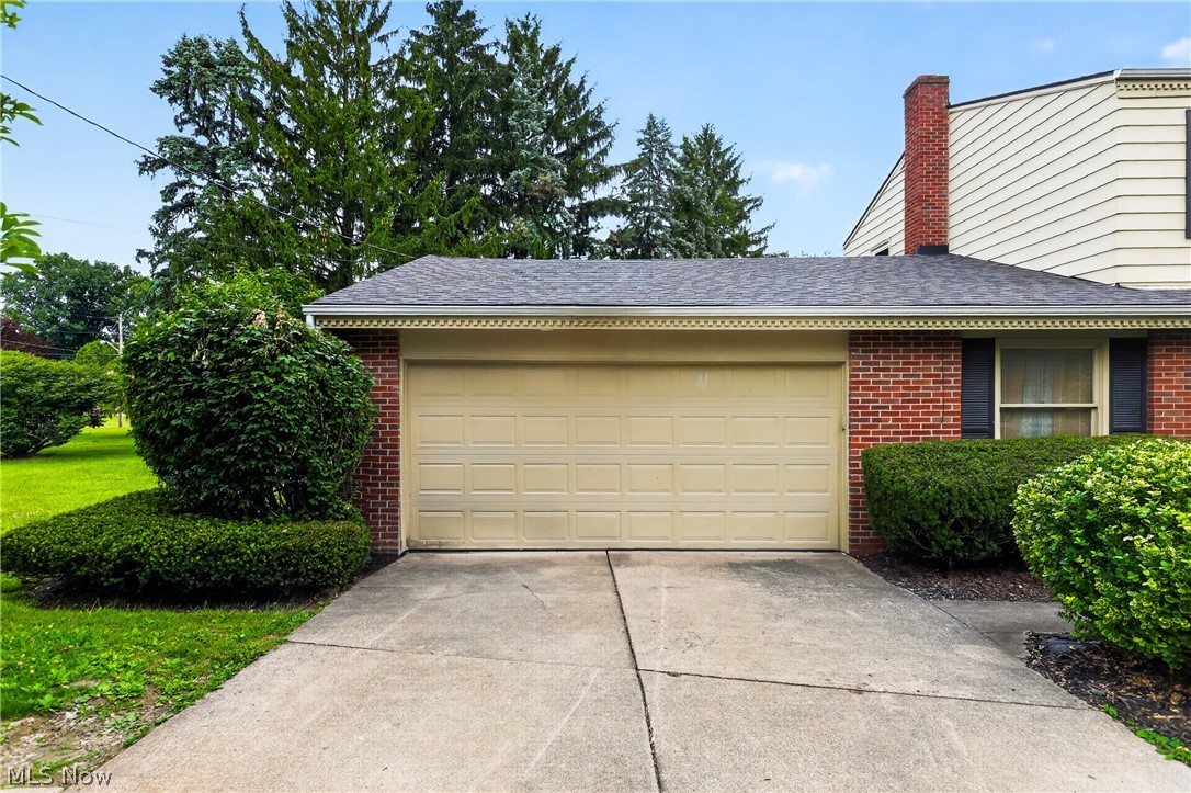 2801 Reeves Road NE Warren OH 44483