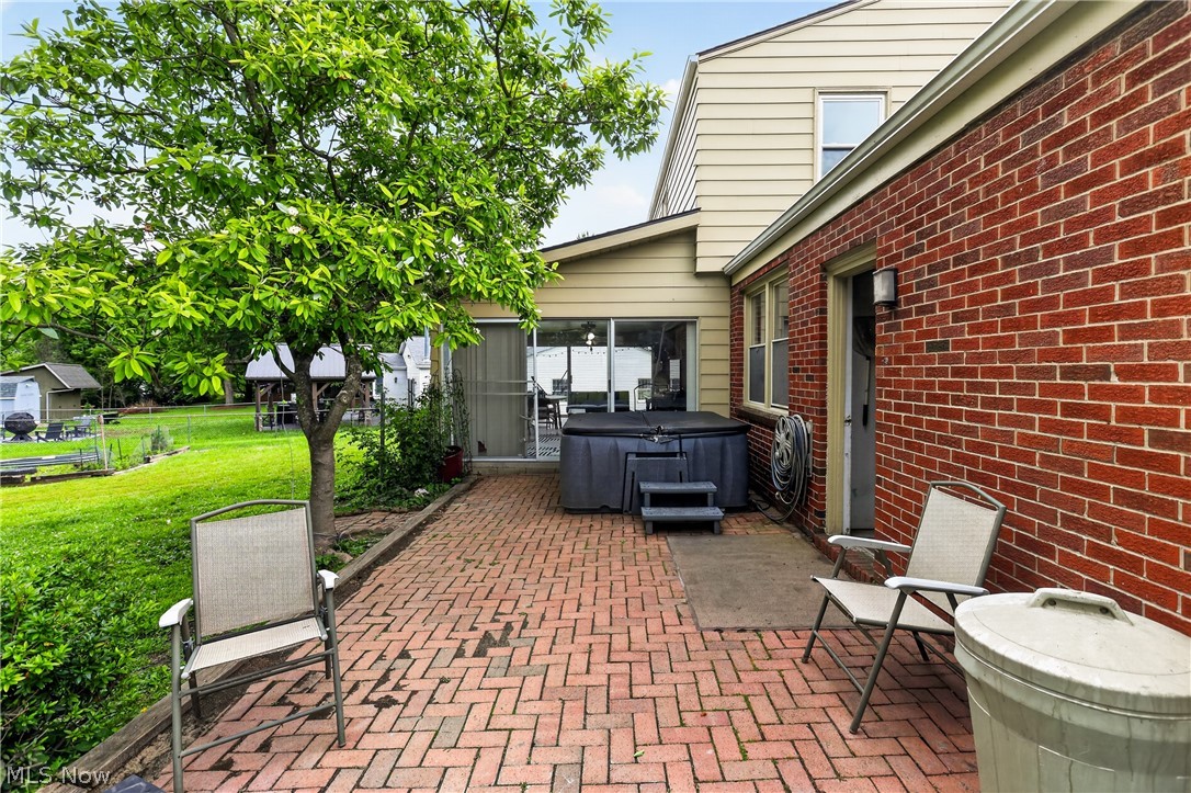 2801 Reeves Road NE Warren OH 44483