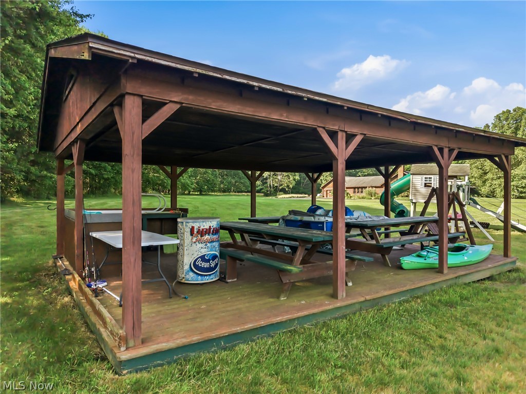 8451 W South Range Road Salem OH 44460