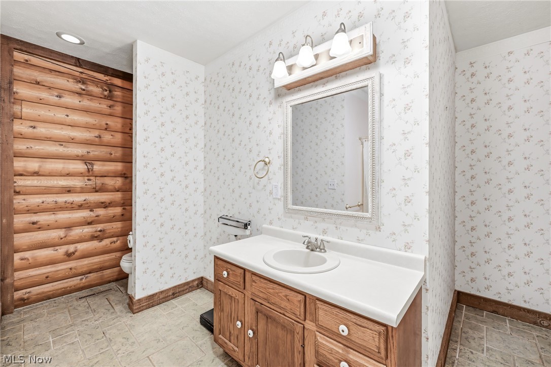 8451 W South Range Road Salem OH 44460