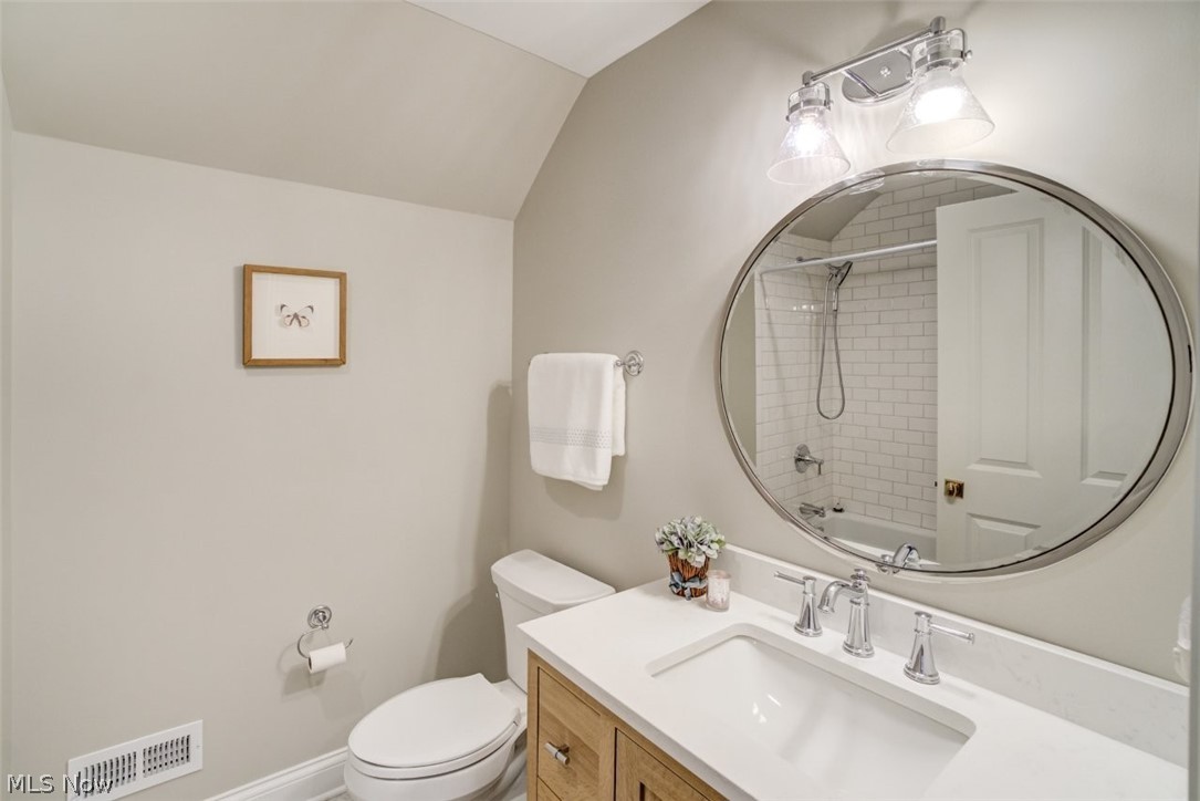 17550 Stockton Lane Chagrin Falls OH 44023