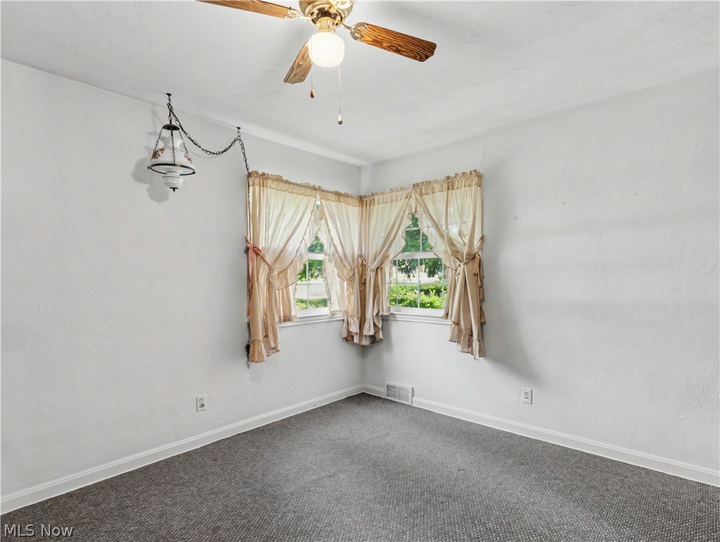 13459 Portage Street Doylestown OH 44230