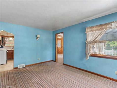 13459 Portage Street Doylestown OH 44230