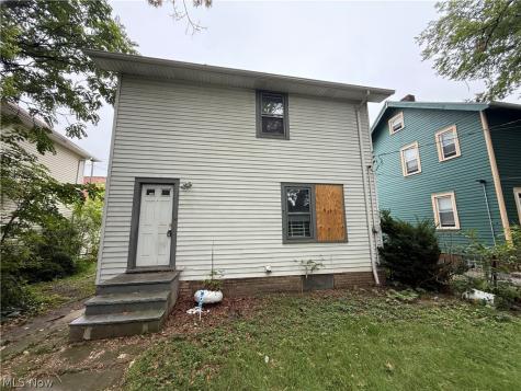 13809 Diana Avenue Cleveland OH 44110