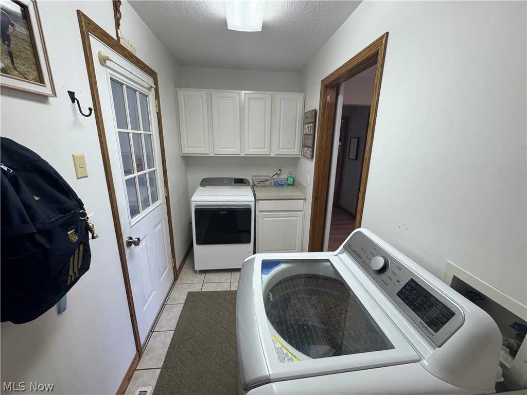 4201 W Candy Apple Court New Middletown OH 44442