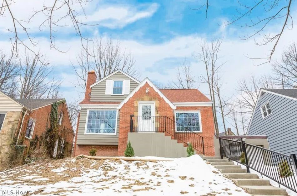 3528 Meadowbrook Boulevard Cleveland Heights OH 44118