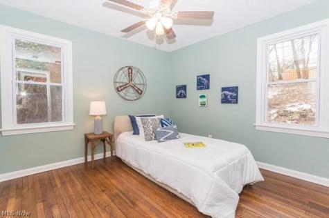 3528 Meadowbrook Boulevard Cleveland Heights OH 44118