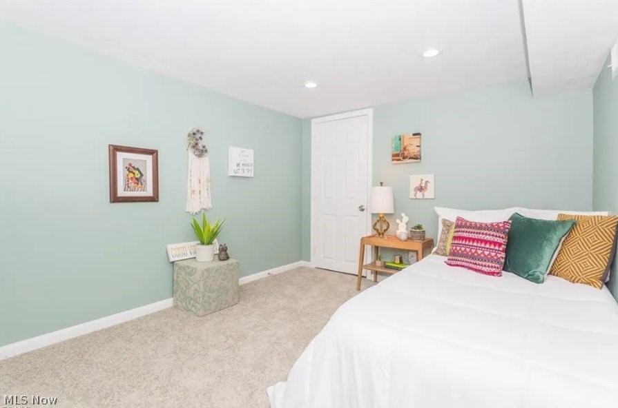 3528 Meadowbrook Boulevard Cleveland Heights OH 44118