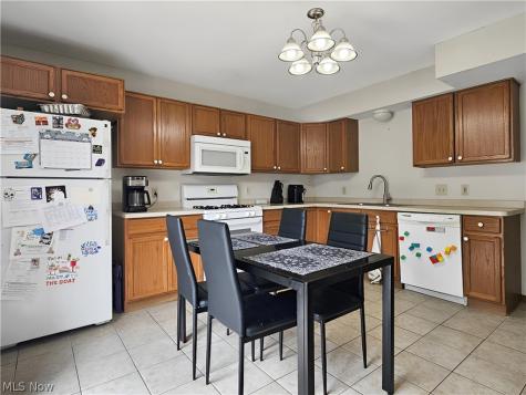 1184 Hayes Avenue Eastlake OH 44094