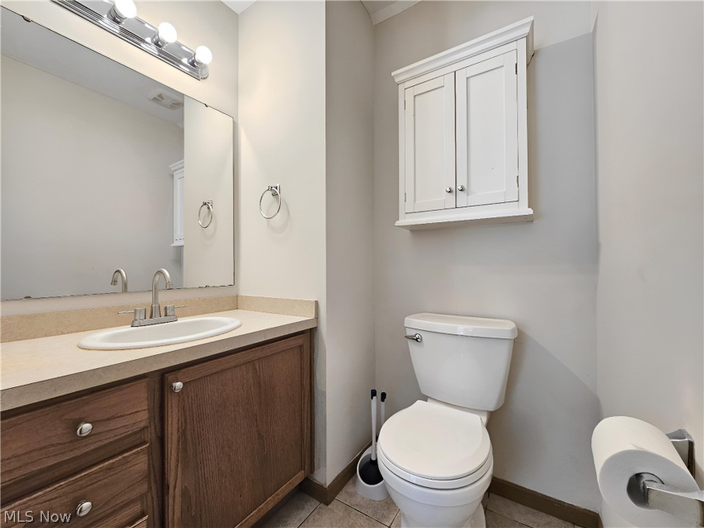 1184 Hayes Avenue Eastlake OH 44094