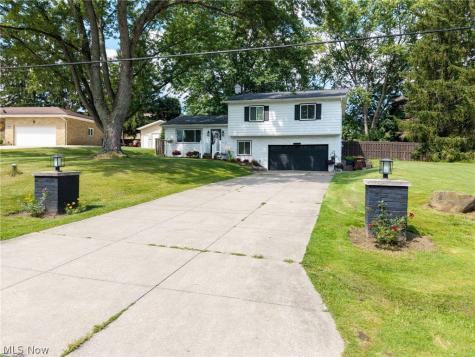 2664 Biscayne Drive Akron OH 44319