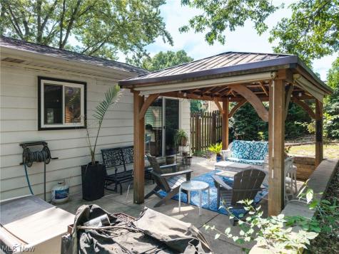 2664 Biscayne Drive Akron OH 44319
