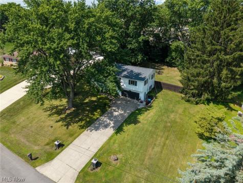 2664 Biscayne Drive Akron OH 44319