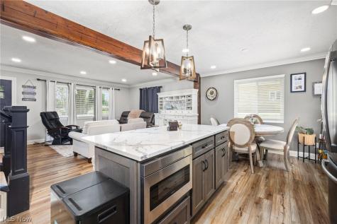 2664 Biscayne Drive Akron OH 44319