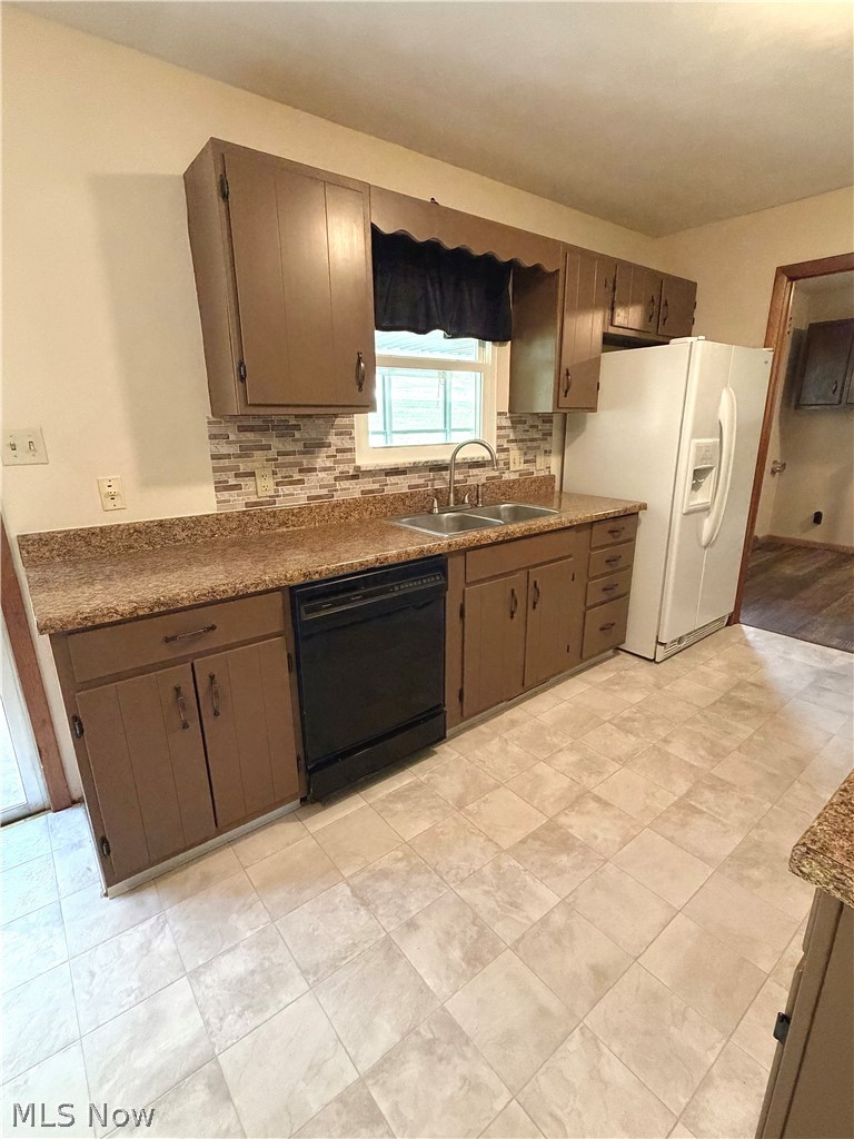 5711 Fairdale Drive Cambridge OH 43725