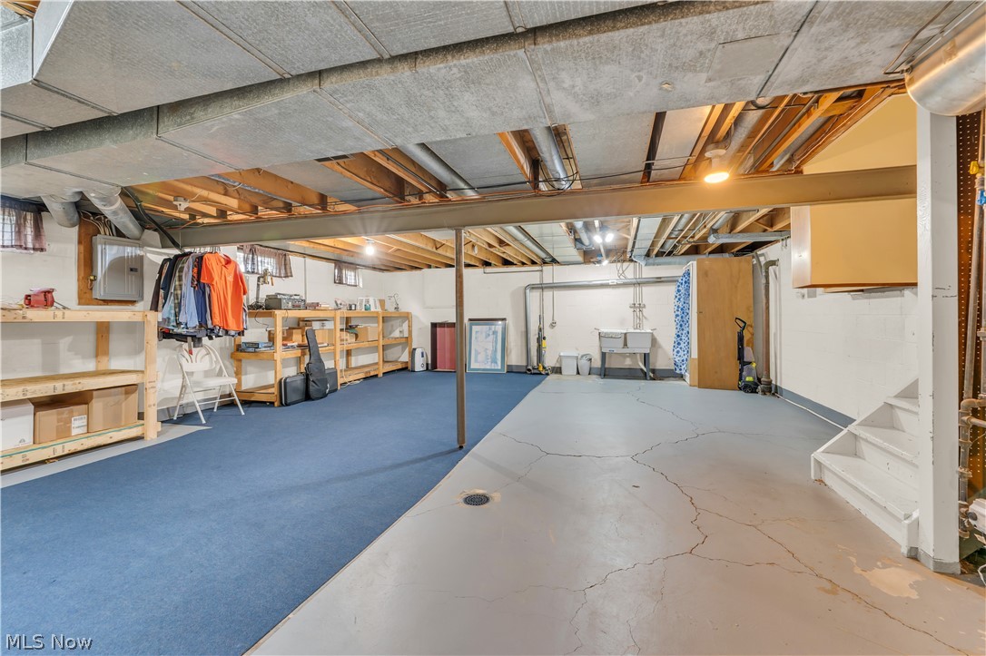 691 Oakridge Drive Boardman OH 44512
