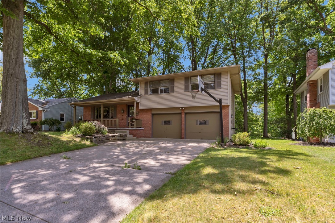 691 Oakridge Drive Boardman OH 44512