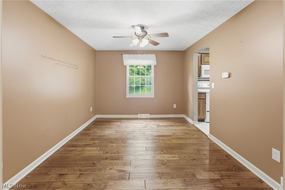 1717 Nutmeg Circle NE Massillon OH 44646
