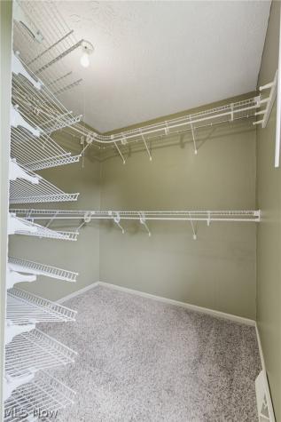 1717 Nutmeg Circle NE Massillon OH 44646