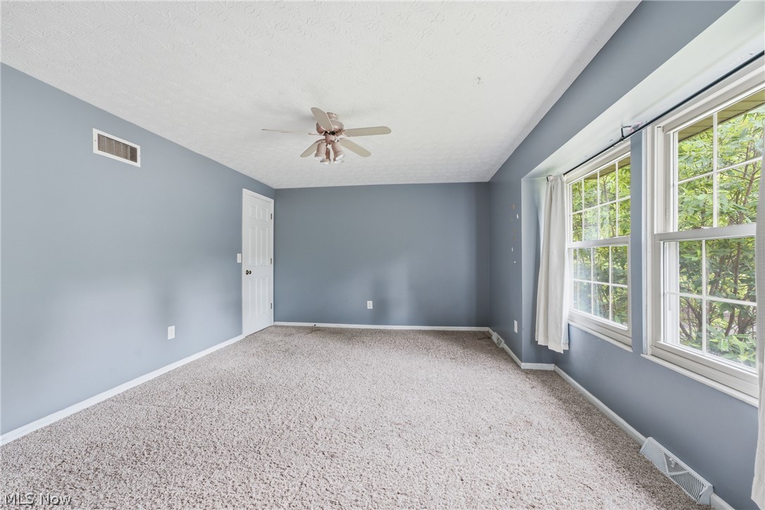 1717 Nutmeg Circle NE Massillon OH 44646