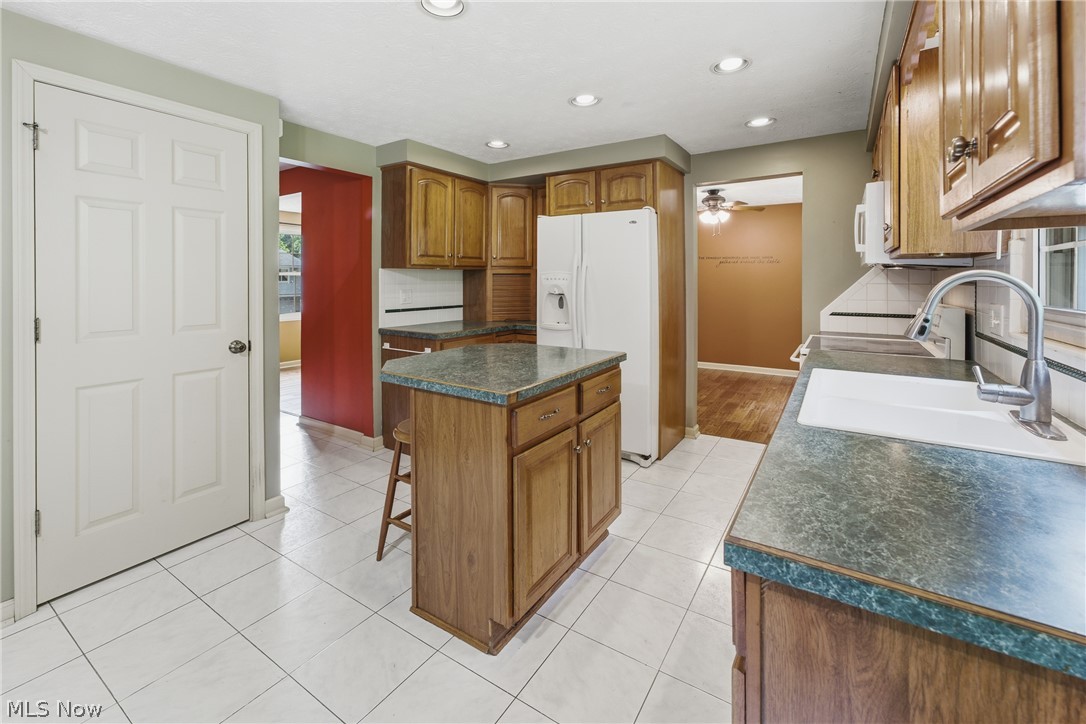 1717 Nutmeg Circle NE Massillon OH 44646