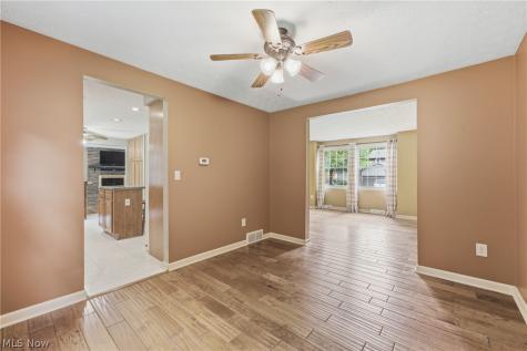 1717 Nutmeg Circle NE Massillon OH 44646