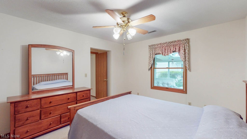 249 W Heatherwood Drive Barberton OH 44203