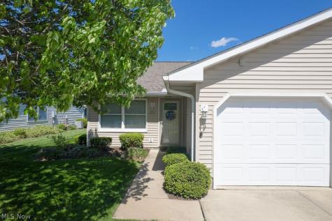 249 W Heatherwood Drive Barberton OH 44203