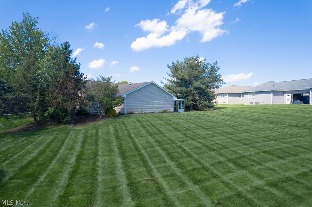 249 W Heatherwood Drive Barberton OH 44203